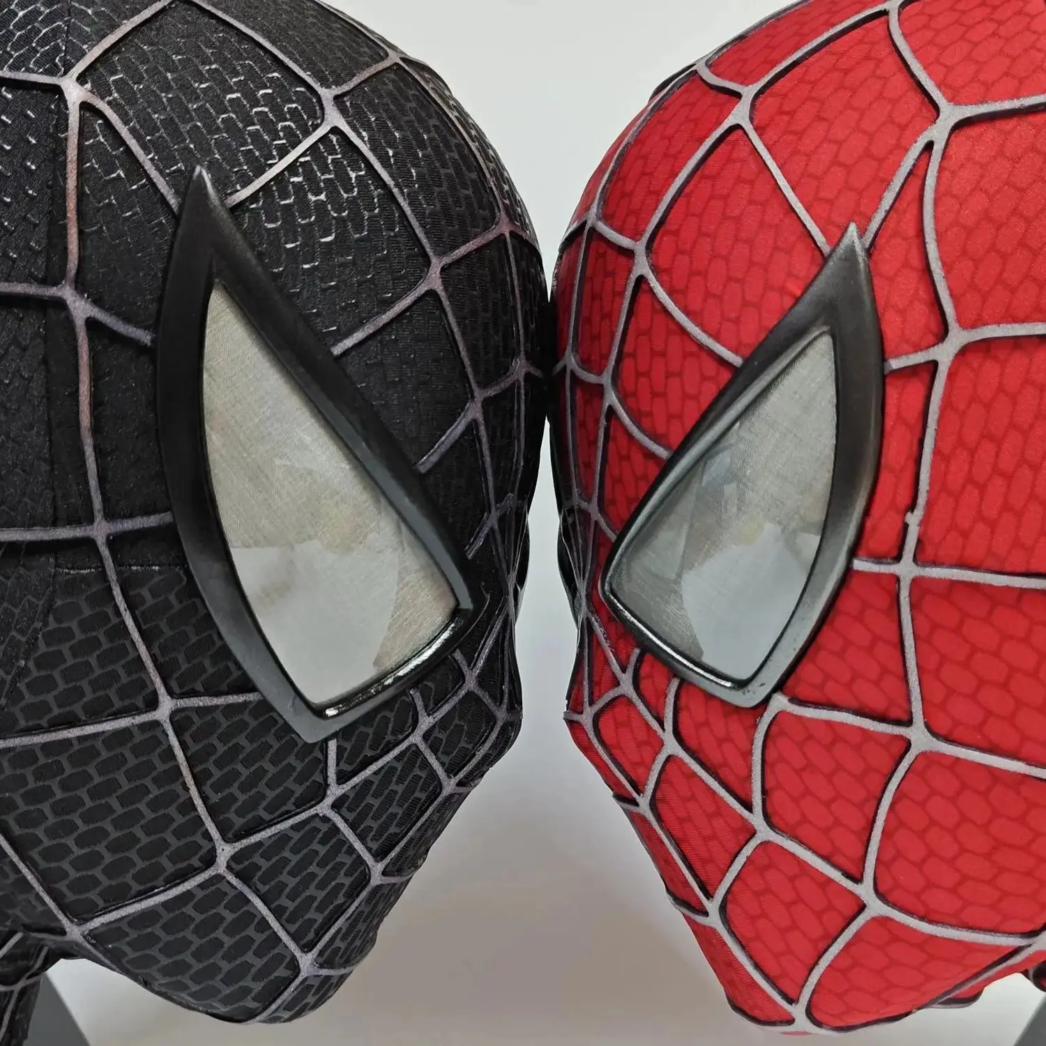 【新品未使用】スパイダーマン マスク 2点セット レッド＆ブラック ヴェノム スパイダーマンマスクのアクセサリー,マーベル,スパイダーマン