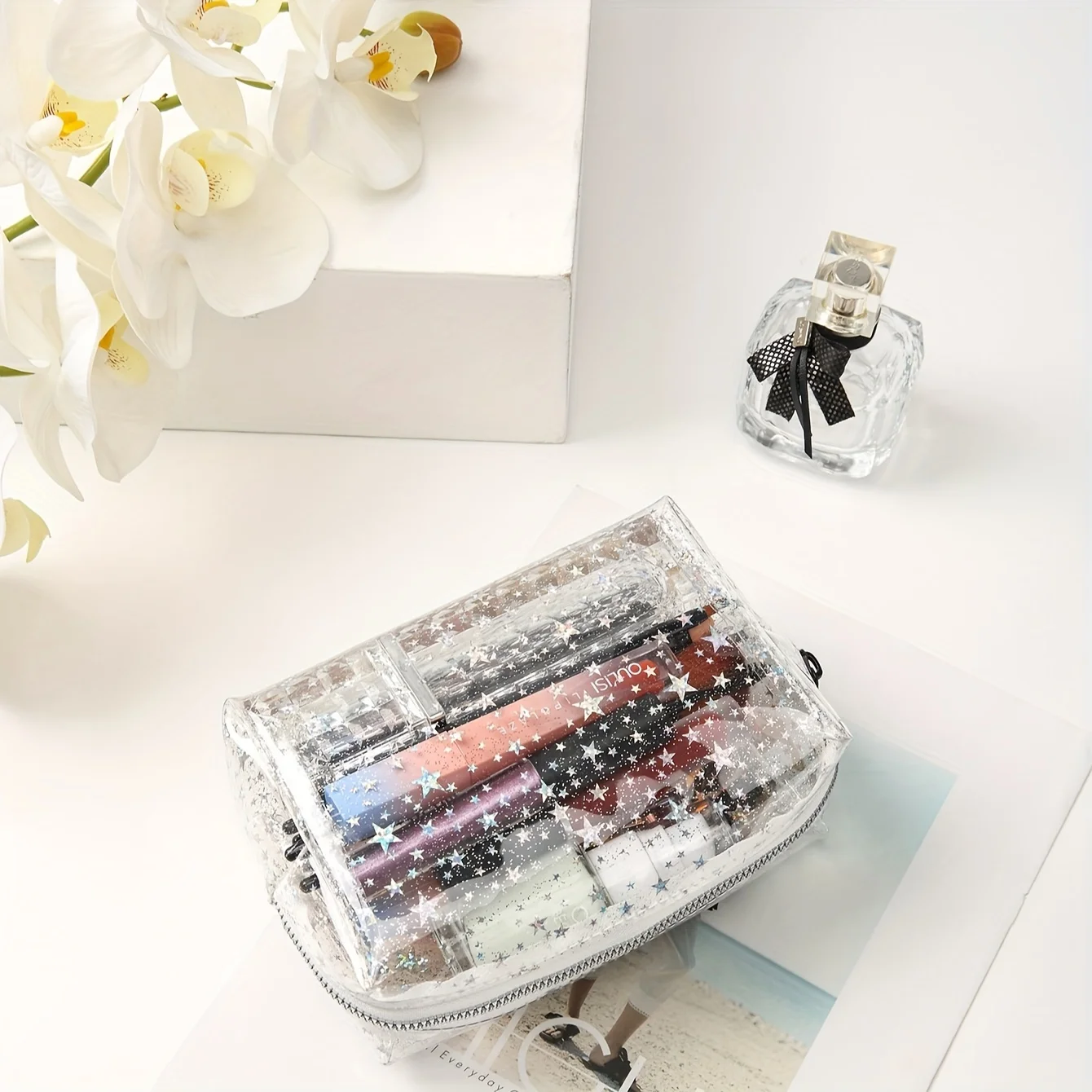 Chic Transparent Star PVC Makeup Bag - Waterproof, Large Capacity, Portable Cosmetic Organizer 2