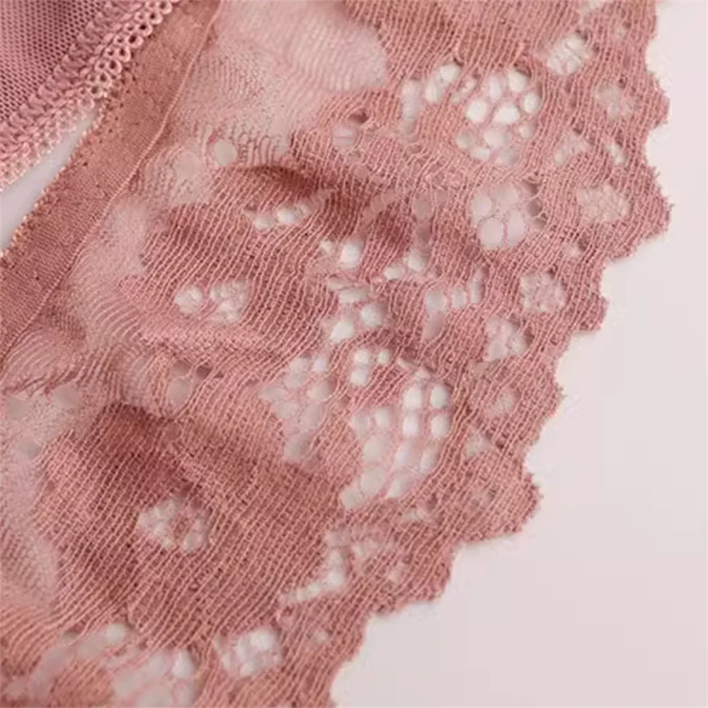Women Panties Seamless Lace Cotton Crotch Hollow Out Floral Thongs