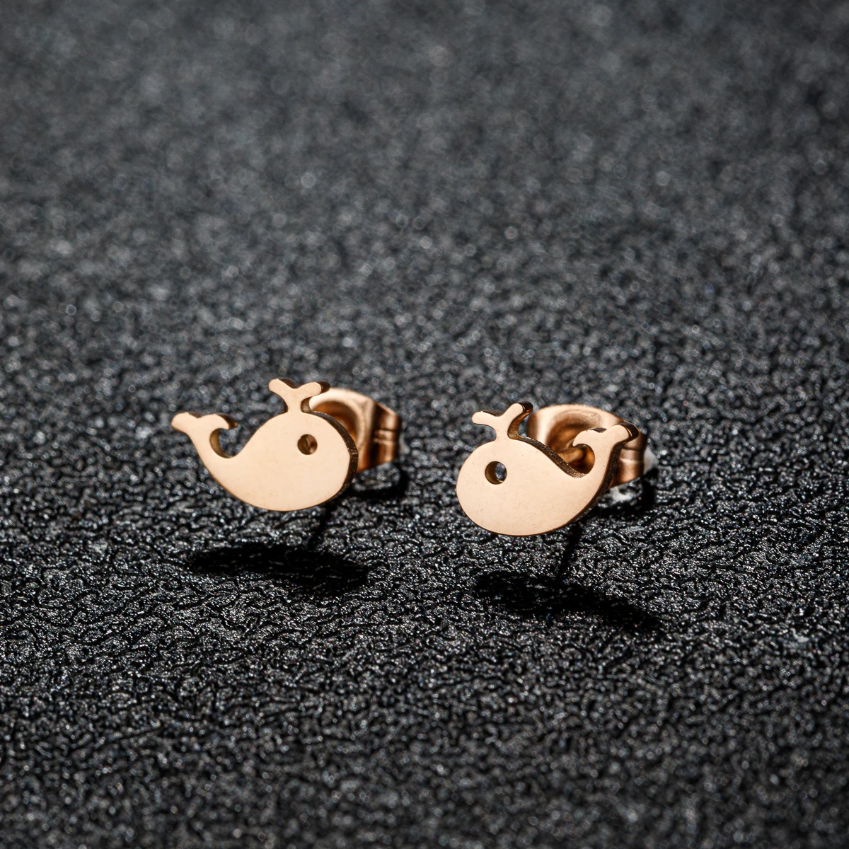 Geburtstagsgeschenke für Ihre Mutter, lustige Edelstahl-Ohrringe, Ohrstecker mit Tieren, Maus, Wal-Charm, Biene, Hund, Giraffe, Pinguin, Katze, Pferd – Detail 5