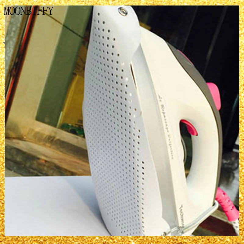 Heatresistant Iron Cover Mat Shoe Ironing Board For Protection Fabrics Cloth 23x15.5cm