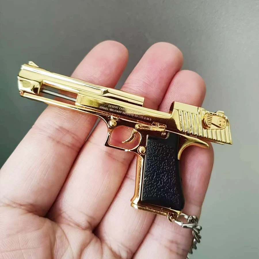 1:4 Alloy Desert Eagle Pistol Keychain Ring Fake Gun Detachable Assemble Toy Gun Shoulder Bag Accessories Christmas Gift 3