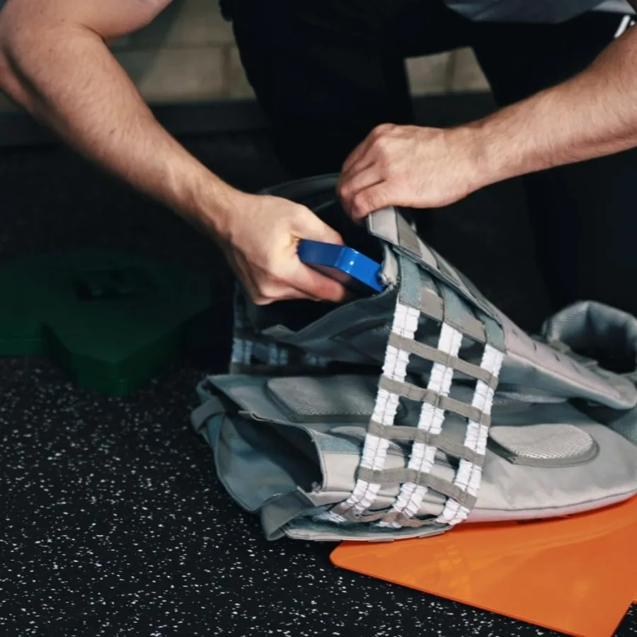 Adjustable Weighted Vest & Plates - Strength, Edurance, Running, Hiking, Rucking, Fitness WODs