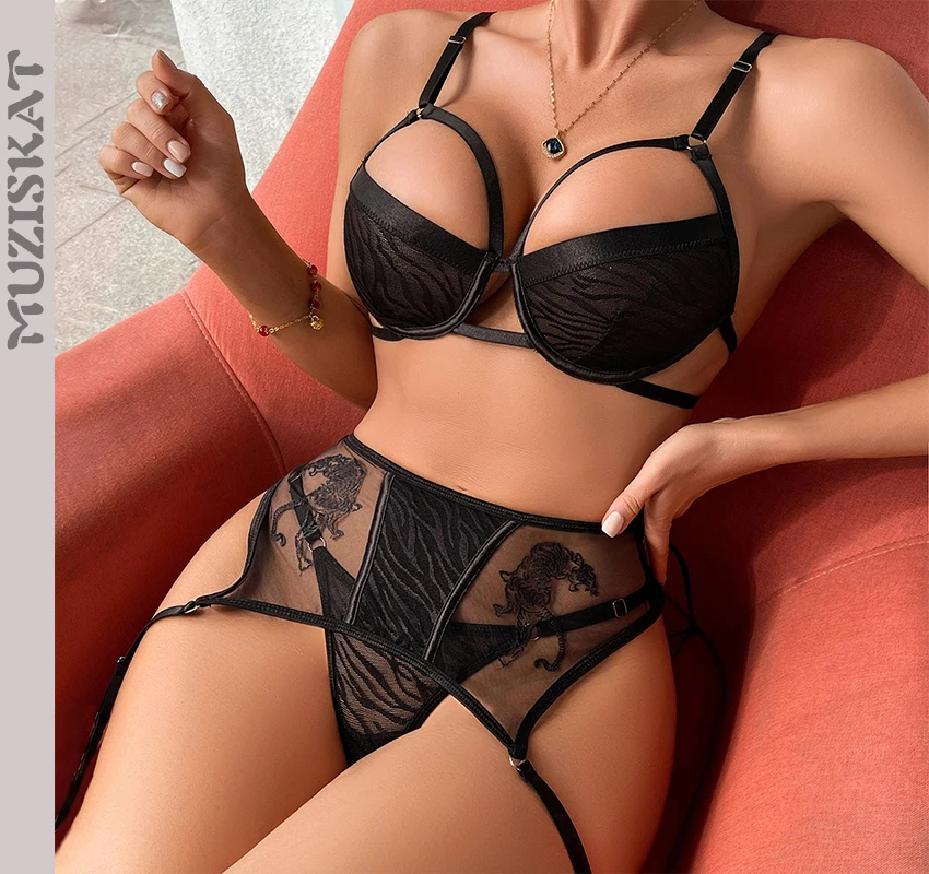 

MUZISKAT 2024 New Fashion Women's Mesh Splicing Tiger Embroidery Skeleton Bra Set Three Pieces Onlyfans