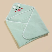 1 pièce 80 cm x 80 cm serviette de bain de grande taille en polyester polaire corail, peut être utilisée comme une serviette, motifs de dessins animés mignons aimés par les bébés, convient aux nouveau-nés et aux tout-petits, convient aux garçons et aux filles, super doux et très absorbants 4