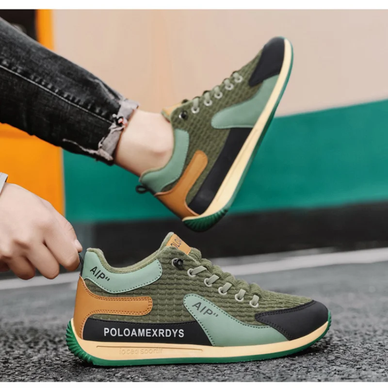 Men's Shoes 2024 New Style Velvet Core Trend Warm Casual Sports Men's Autumn Winter Luxury Slip-on Vulcanized Shoes for Men 4