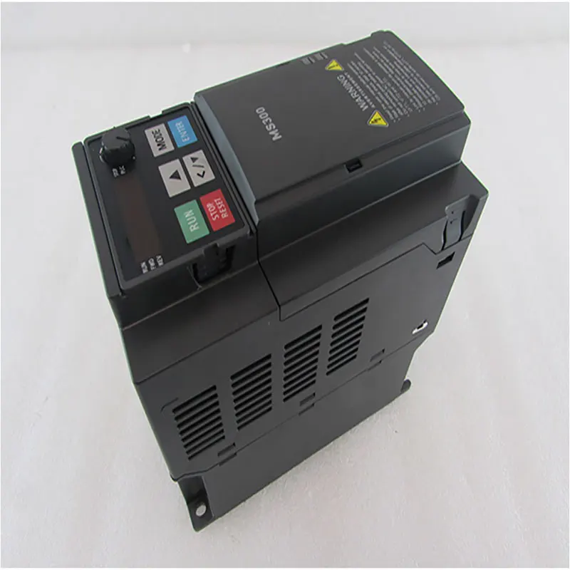 

In stock single phase to three phase inverter VFD7A5MS23ANSAA