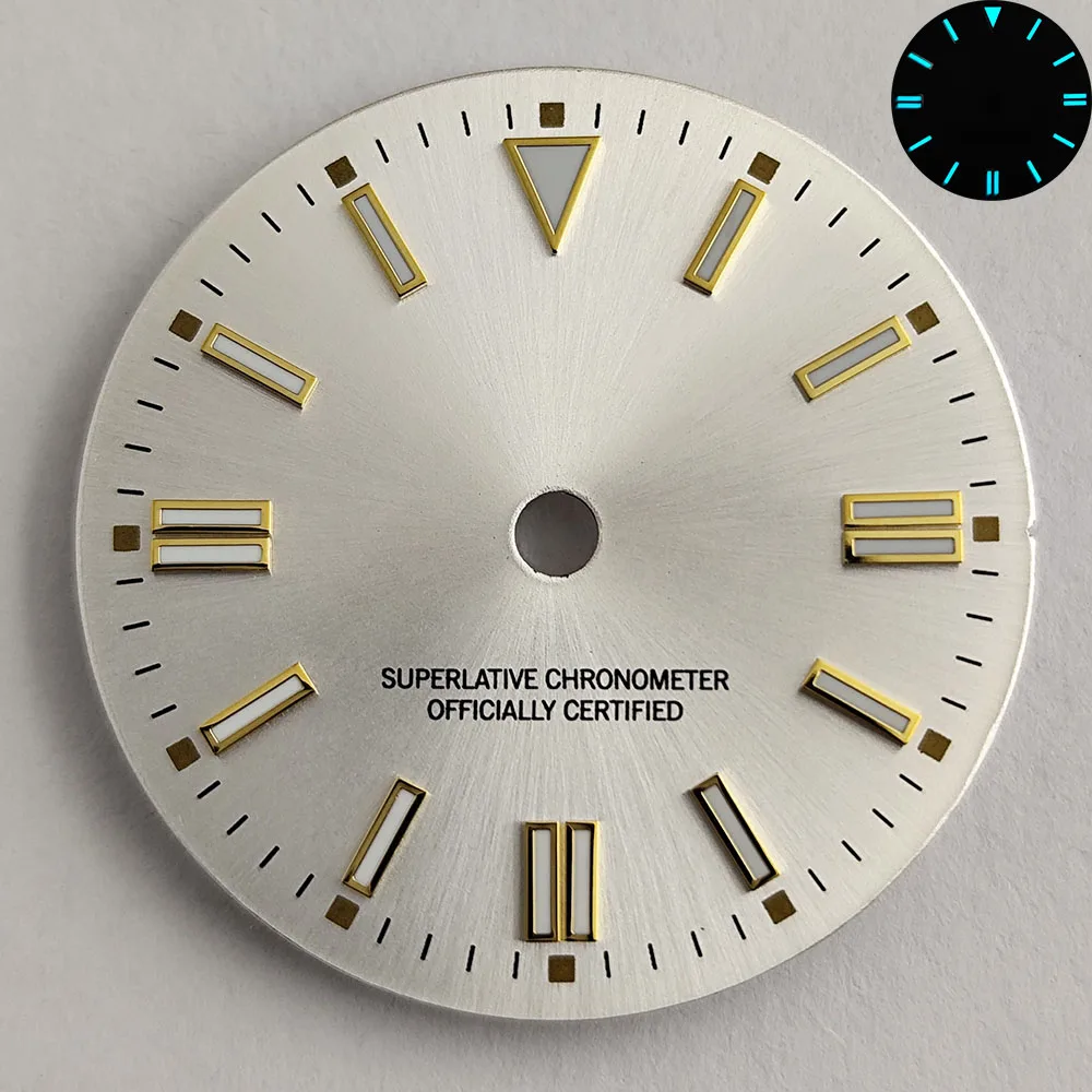 Blue-Green Luminous Dial with 28.5mm Diameter - No Date Window