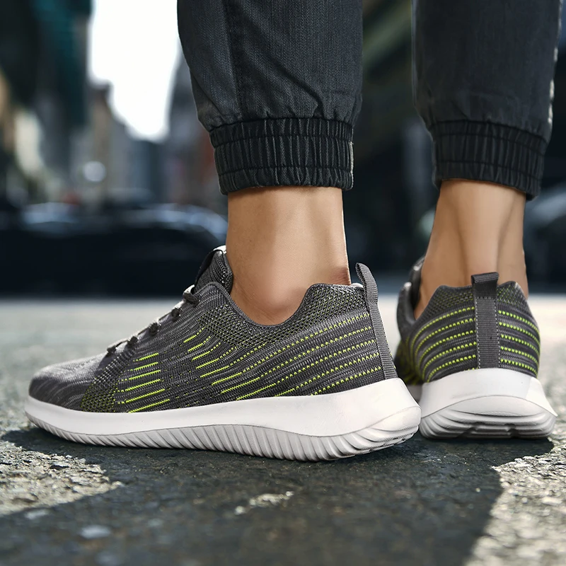 Lightweight Sneakers Men Shoes Breathable Sports Shoes Women Outdoor Mesh Athletic Running Gym Shoes Trainers Couple Tennis Shoe