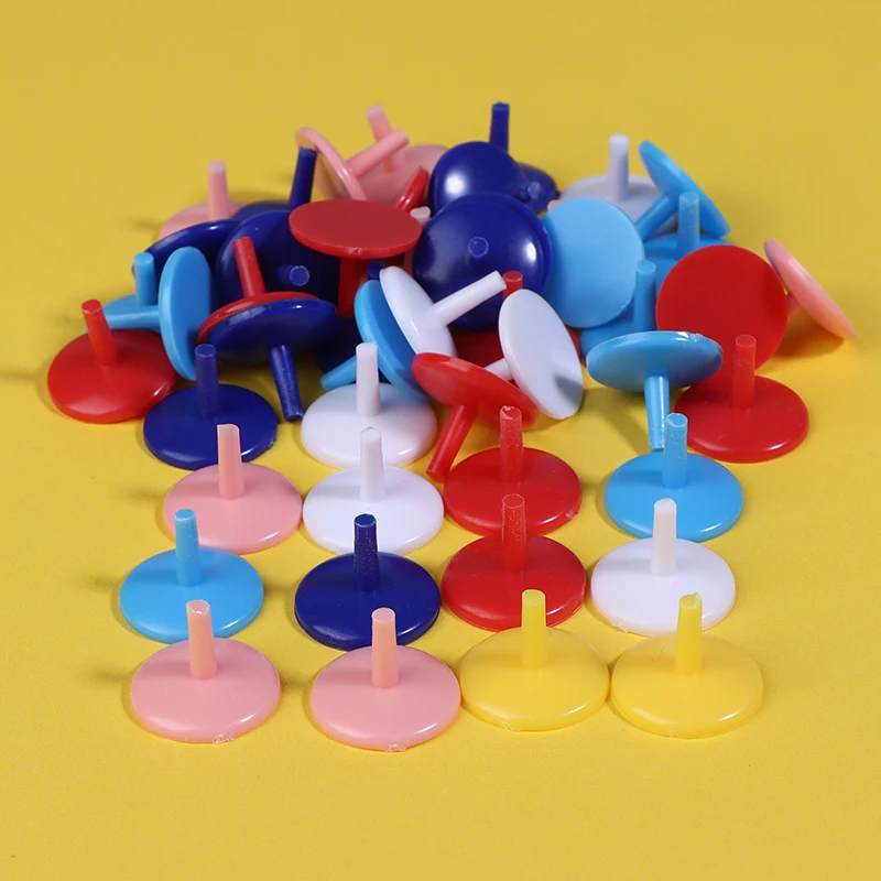 뜨거워요 50개/팩 골프 공 마크 휴대용 원형 플라스틱 플랫 골프 공 위치 표시기 랜덤 컬러 골프 액세서리