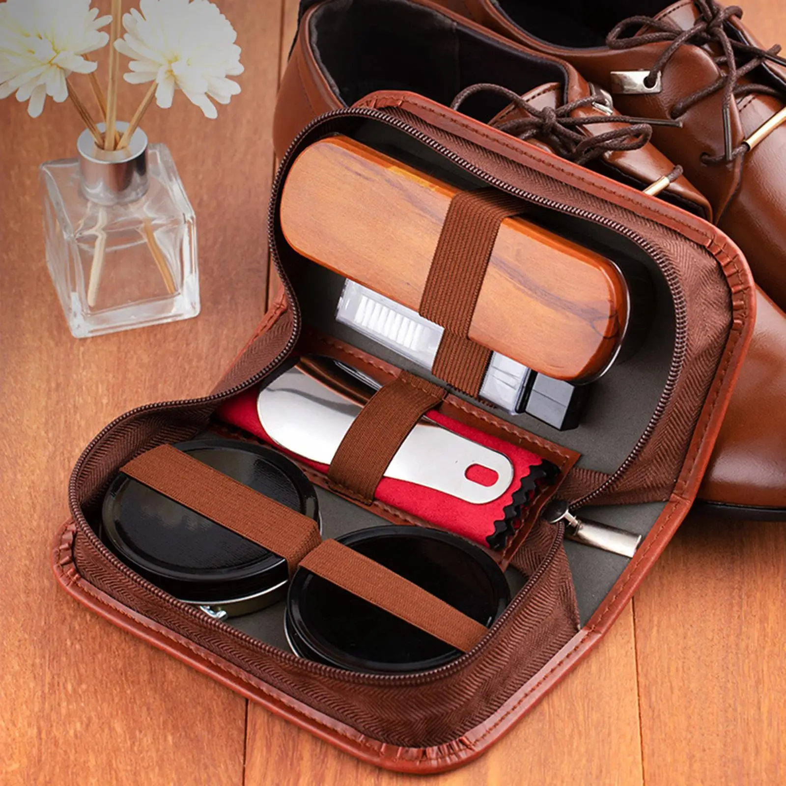 Shoe Polish Kit Polishing Cloths Practical with Bag Leather Shoe Shine Kit Shoe Polish Kit Polishing Cloths Practical with Bag Leather Shoe Shine Kit