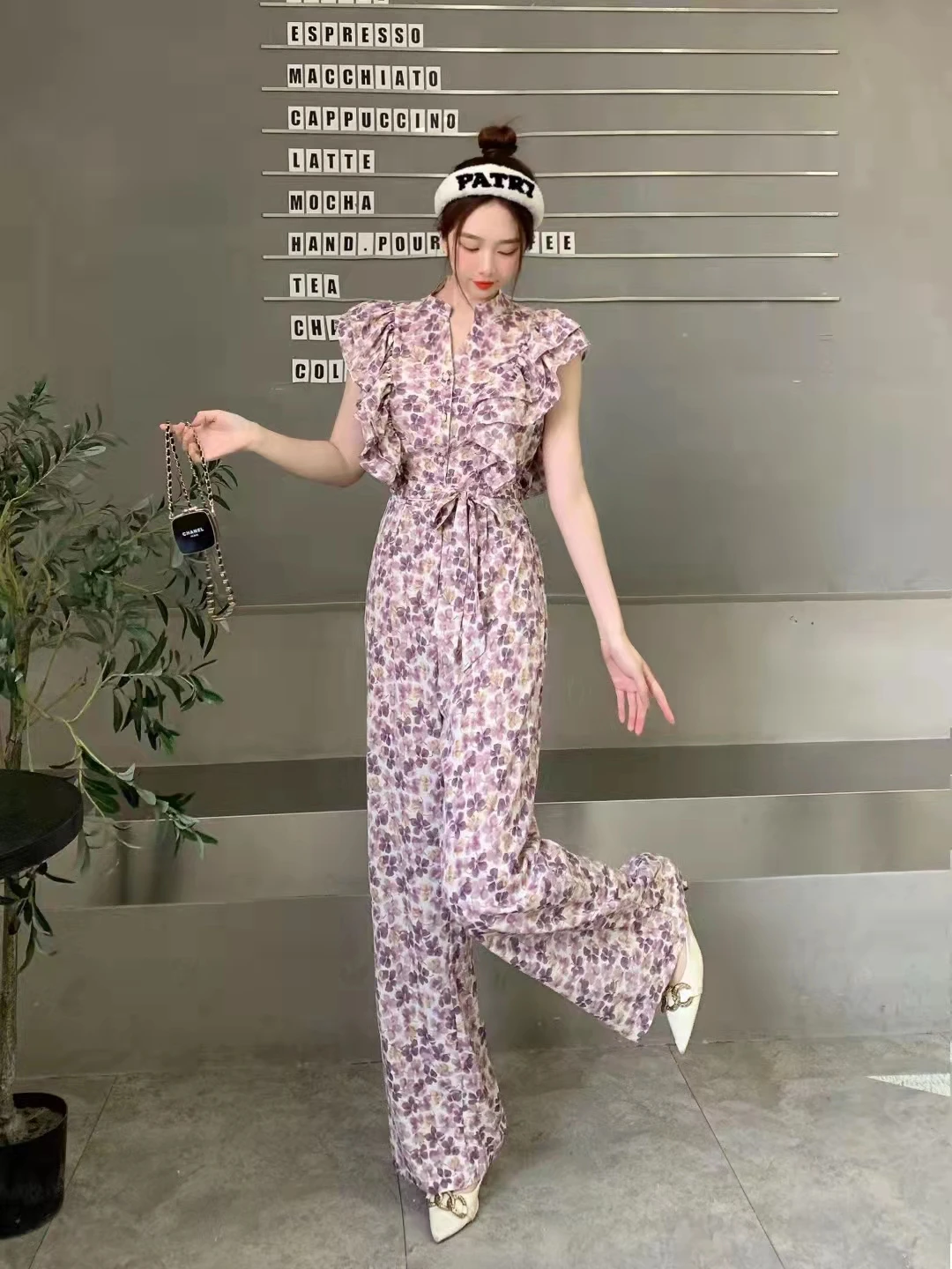

Women 2023 Summer New Fashion Print Floral Casual Jumpsuits V-neck Ruffles High Waist Wide Leg Pants Ladies Playsuit Rompers