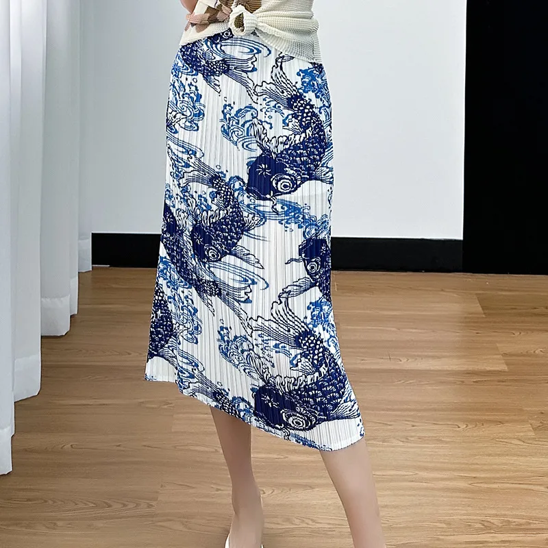 

Плиссированная юбка Miyake для женщин, Новинка лета 2024, модная юбка в Корейском стиле с высокой талией и принтом рыбок кои, бедра для женщин