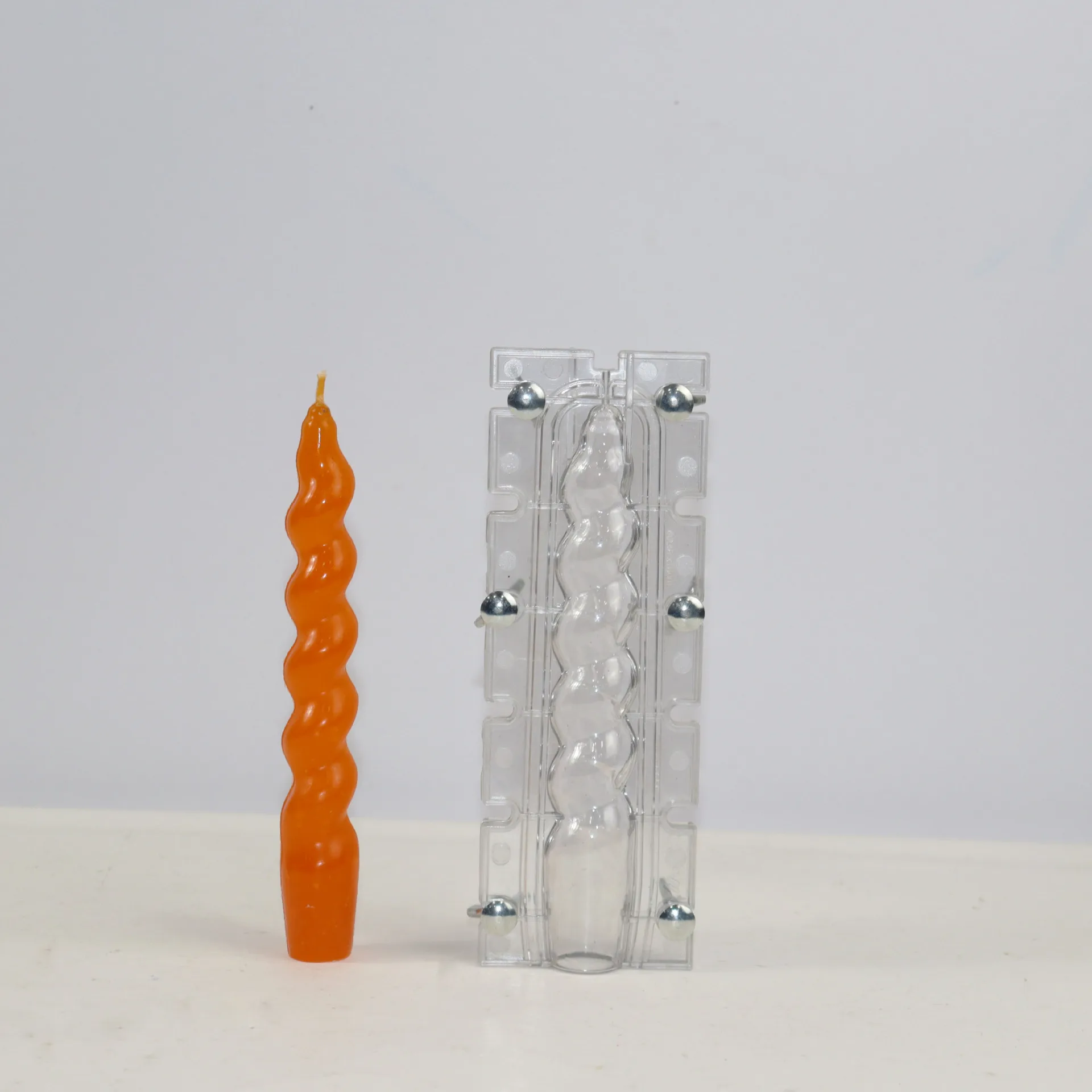 Spiral Rod Acrylic Candle Mold Large Striped Cylinder Aromatherapy Soap Mould Easy Demoulding Home Decor Wedding Party Souvenirs