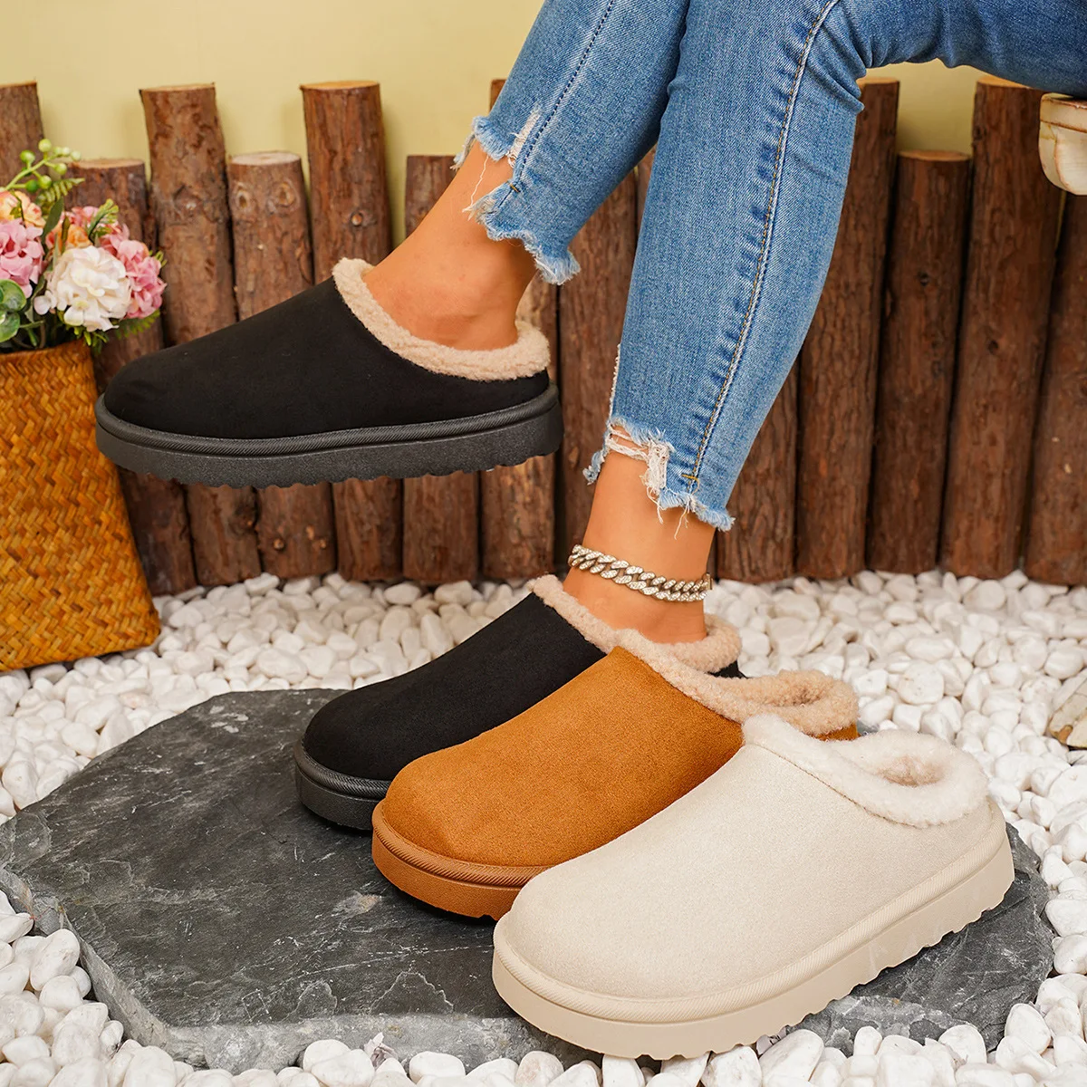 Ladies Shoes 2025 New Closed Toe Women's Slippers Fashion Outdoor Casual Winter Plus Velvet Keep Warm Comfortable Flat Slippers