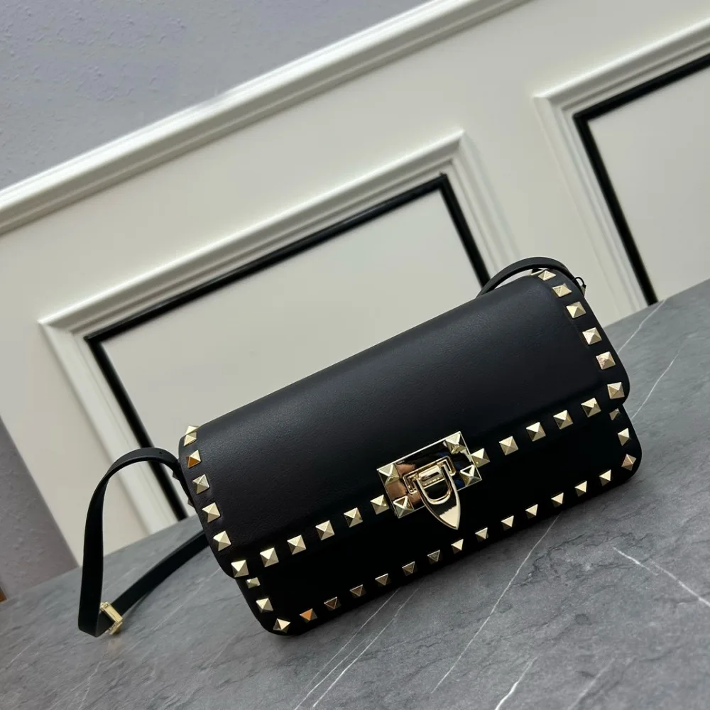 

Женская наплечная сумка Rockstud, роскошная дизайнерская вечерняя сумка через плечо высокого качества с шипами, женская черная сумка из натуральной кожи
