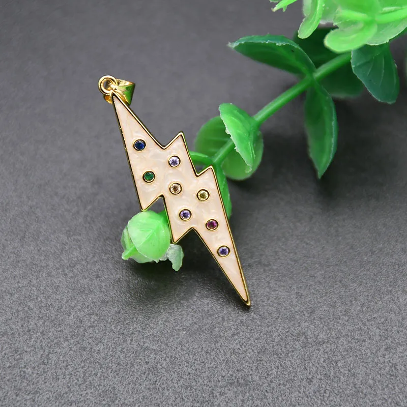 

Wholesale Jewelry Suppliers Gold Plated Multi CZ Paved Enamel Electric Lightning Flash Design Pendant for Women Necklace