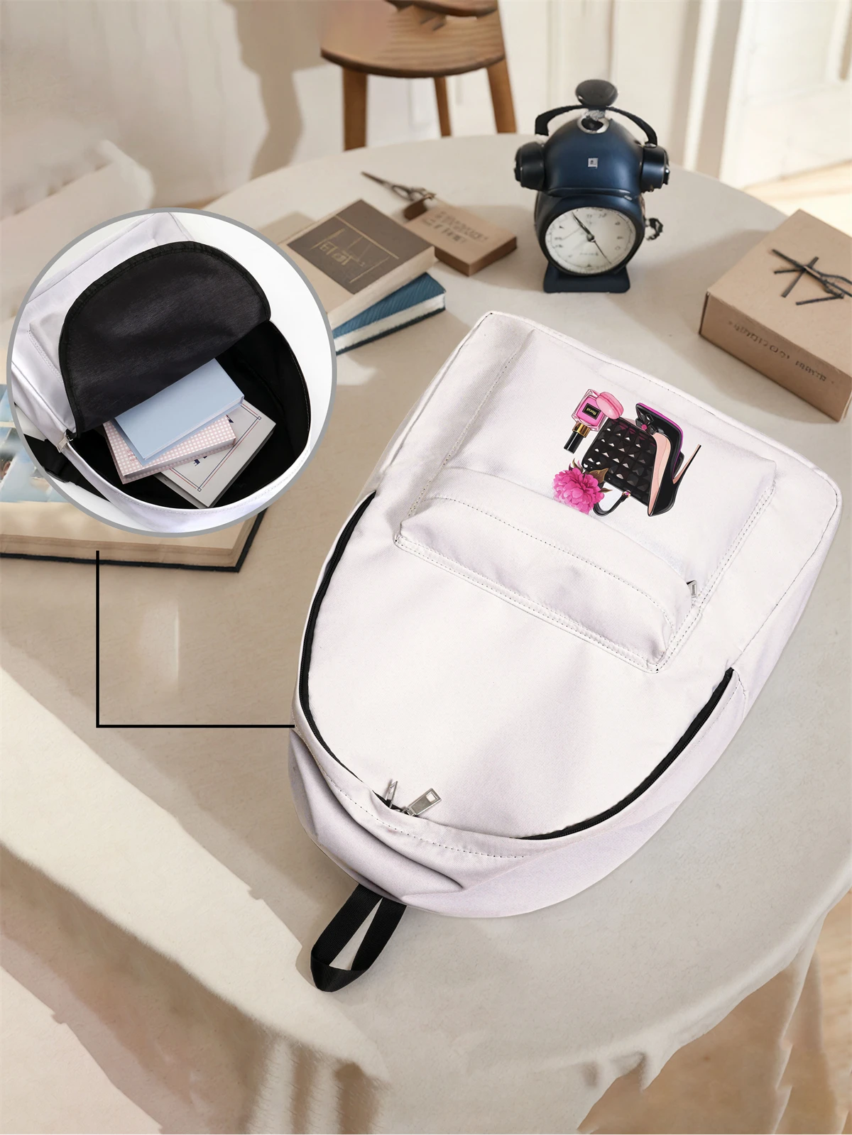 Perfume high-heeled shoes pattern backpack, 2025 new model, leisure travel backpack, light and simple leisure travel backpack