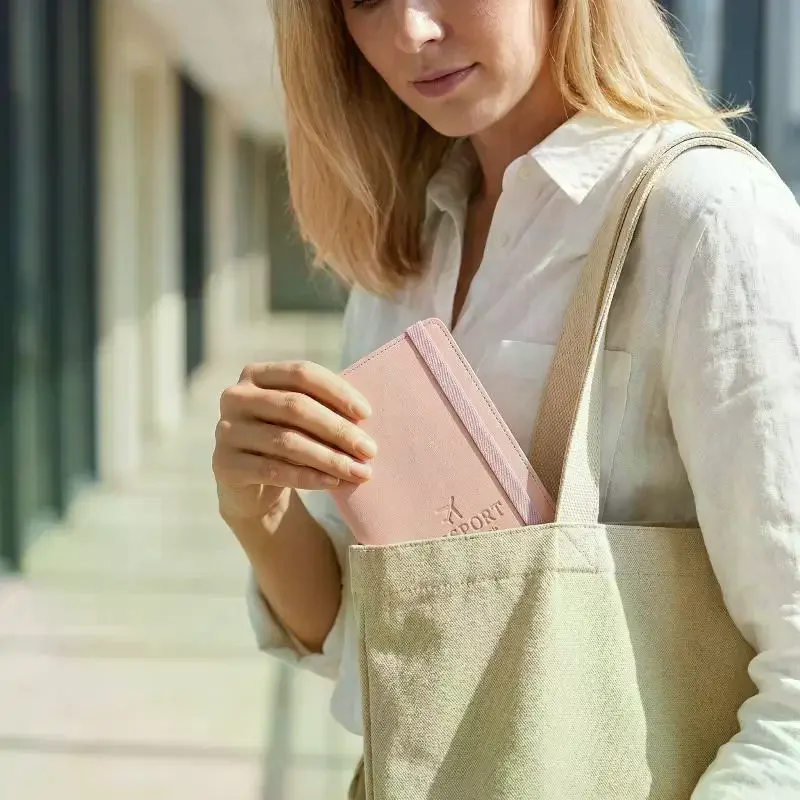 Porta passaporto impermeabile in pelle PU, custodia da viaggio, portafoglio per carte di credito, grazioso porta passaporto per donna/uomo. - immagine 3