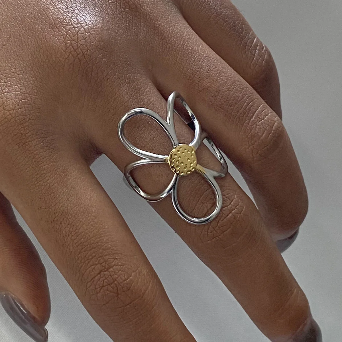 925SterlingSilverRingsforWomenCoupleMinimalistHandmadeSimpleBigFlowerRingPartyJewelryGiftPreventAllergy-AliExpress36