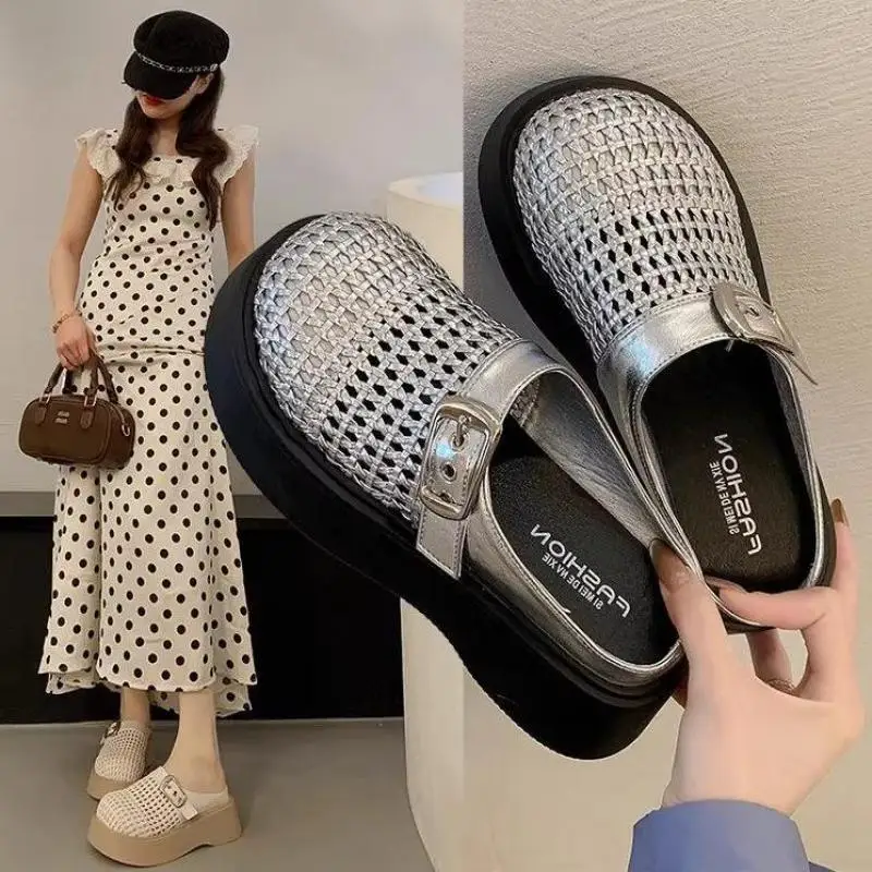 รูปสินค้า รองเท้าแตะแฟชั่นผู้หญิง ใส่สบาย ระบายอากาศดี สำหรับฤดูร้อน