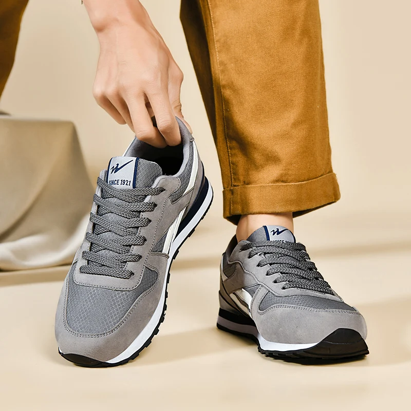 Men Casual Lightweight Non Slip Sneakers - Image 3