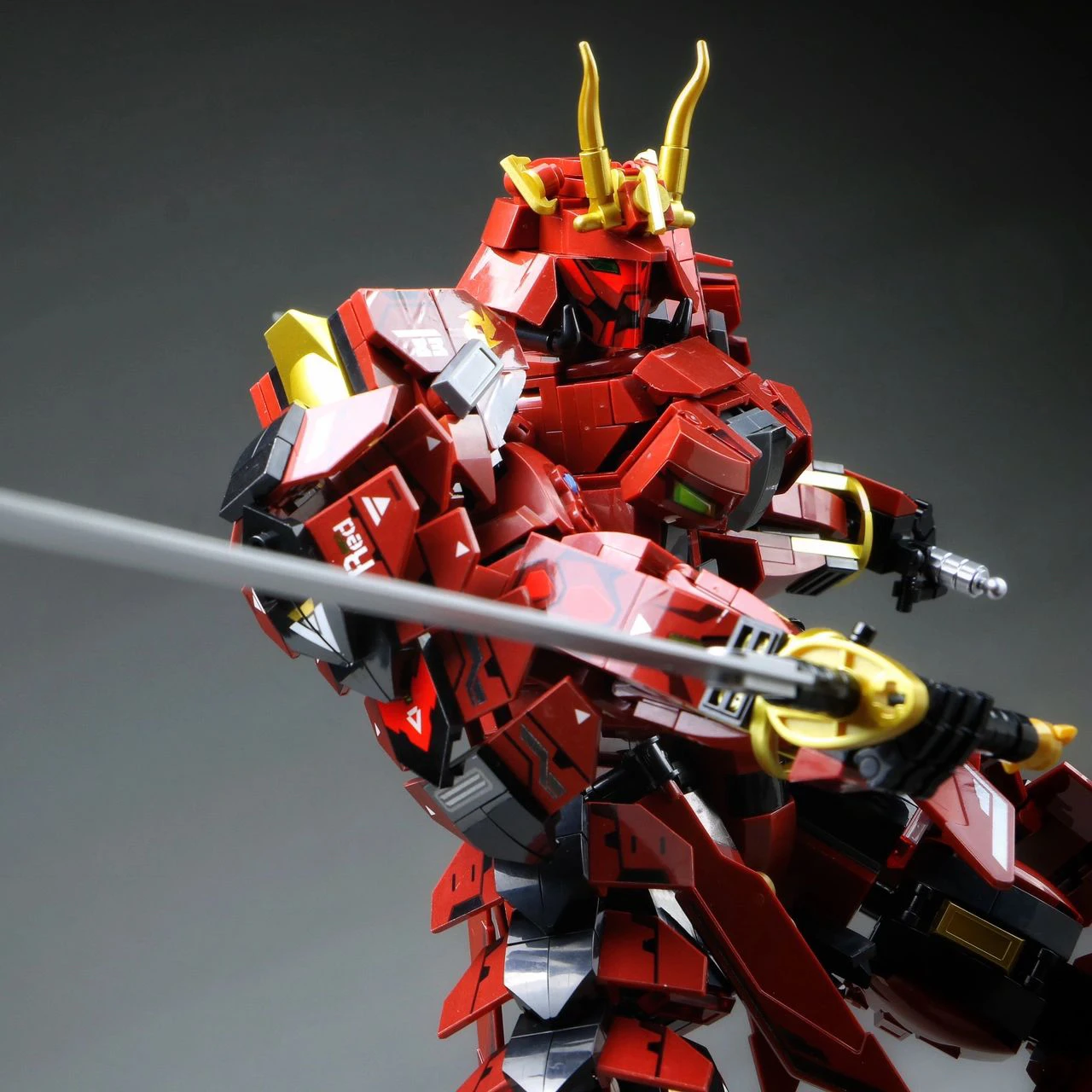 装甲サムテックロボット,日曜大工のアクションフィギュア