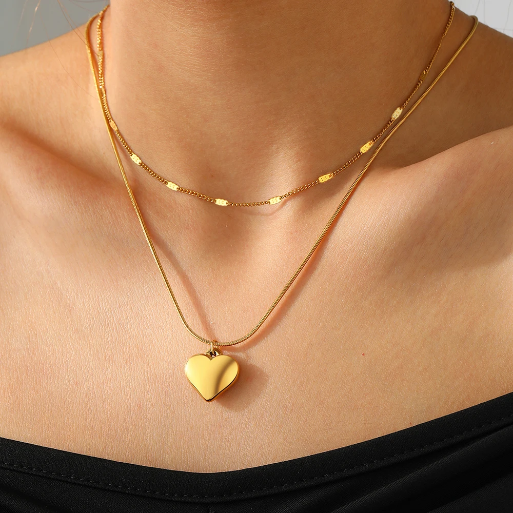 Metal Love Heart Cupid Pendants Female Clavicle Chain Light Luxury Niche Design Necklace main image 0