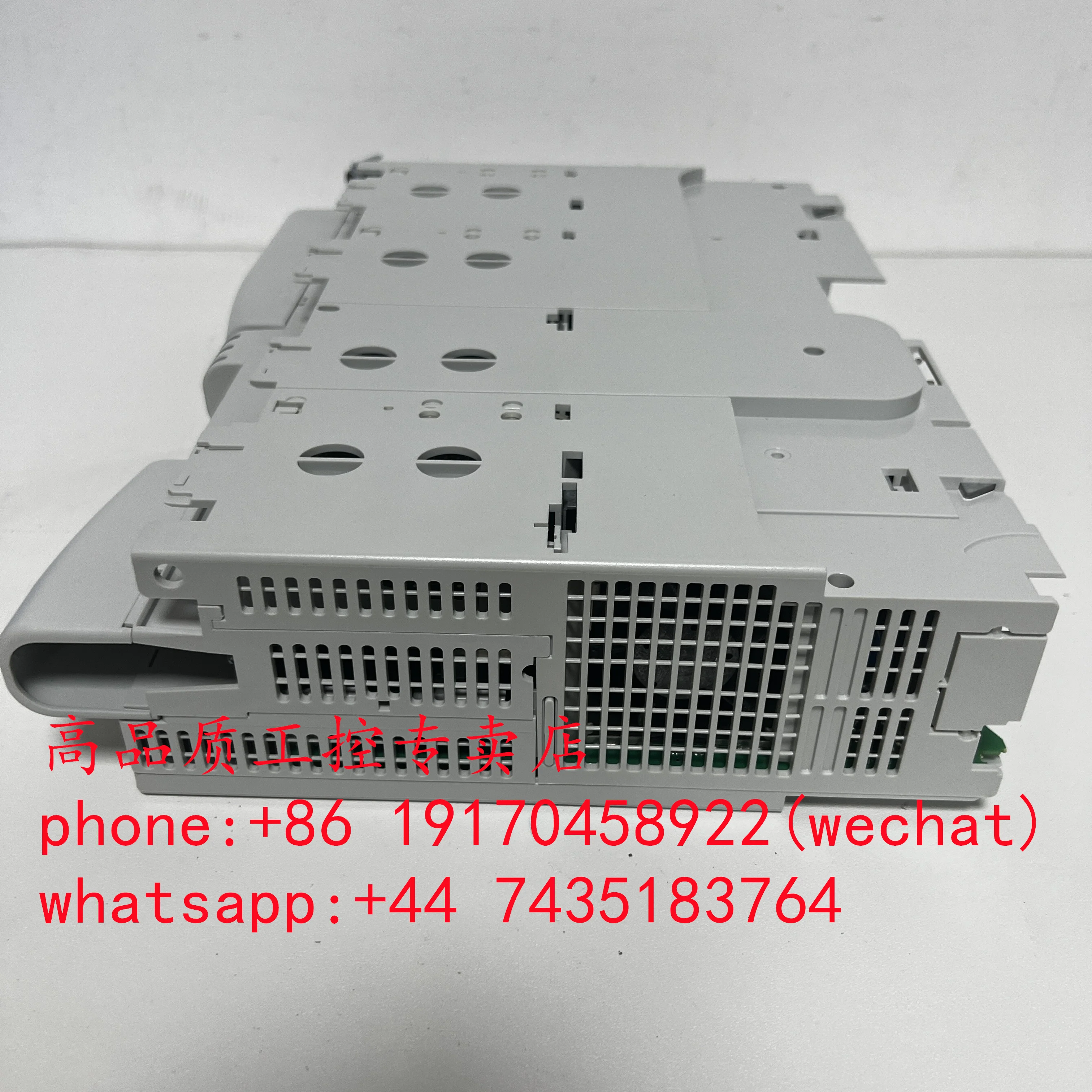 

9400 series VFD E94AZMS0094 новый оригинальный в наличии 100% Новинка