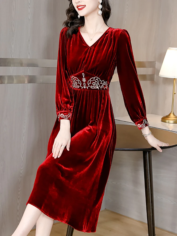 Black and Red Shimmer Velvet Empire Dress Elegant One Piece Gold Embroidery