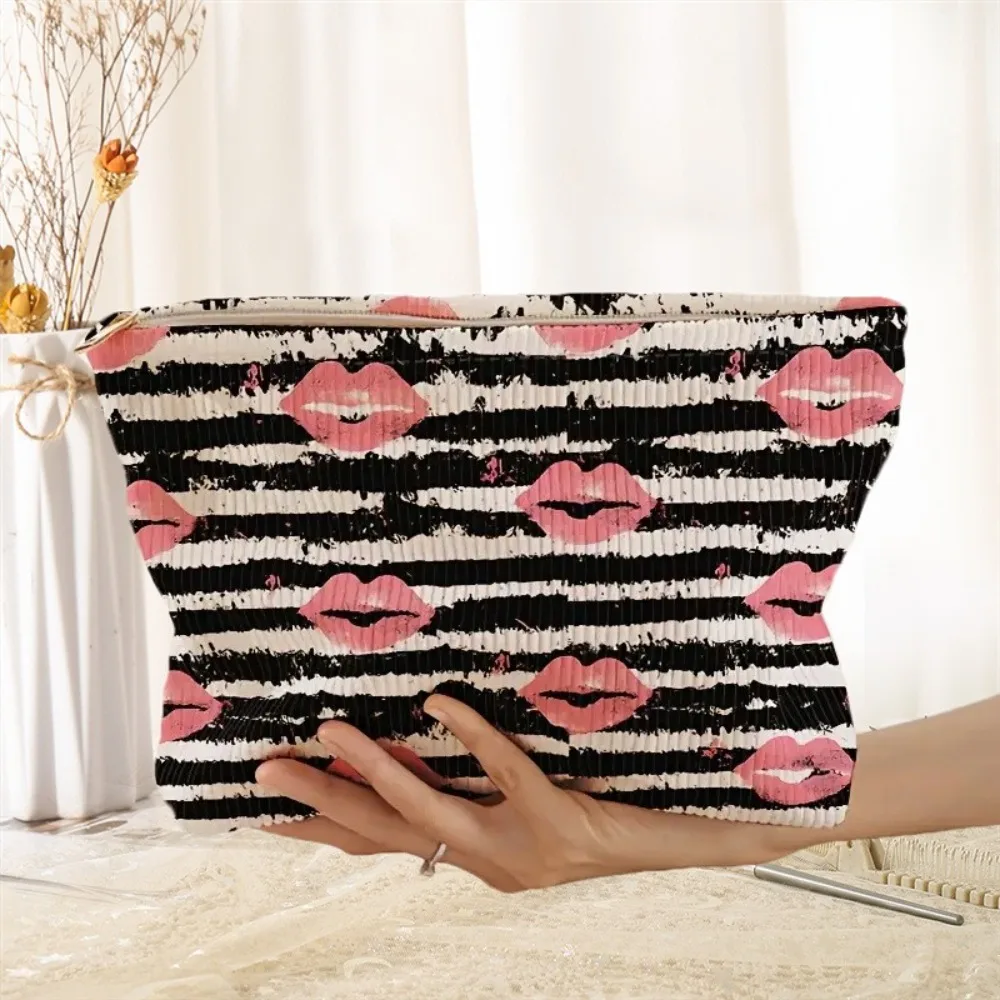 Lip Pattern Printed Makeup Bag - Lightweight Travel Cosmetic Clutch with Zipper