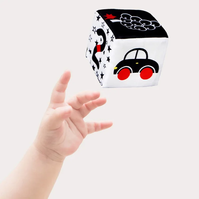 Soft Black and White Baby Blocks High Contrast Squeeze Building Blocks Soft Stacking Baby Toys for Infants Early Educational Toy 2