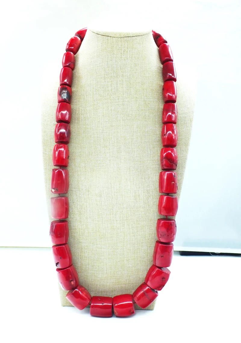 

Free Shipping. African man jewelry, red coral necklace 80CM. HAVE flaws!