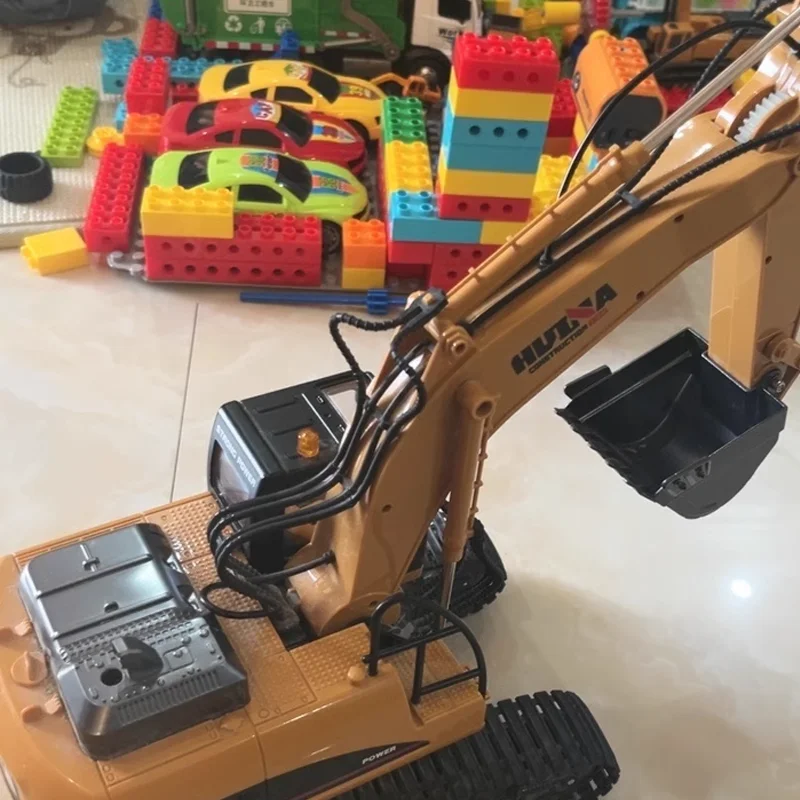 Rc Series Huina580 23 Channel 1/14 Ultra Large All Alloy Engineering Vehicle Toy Simulation Dismantling Machine Wood Grabbing 6