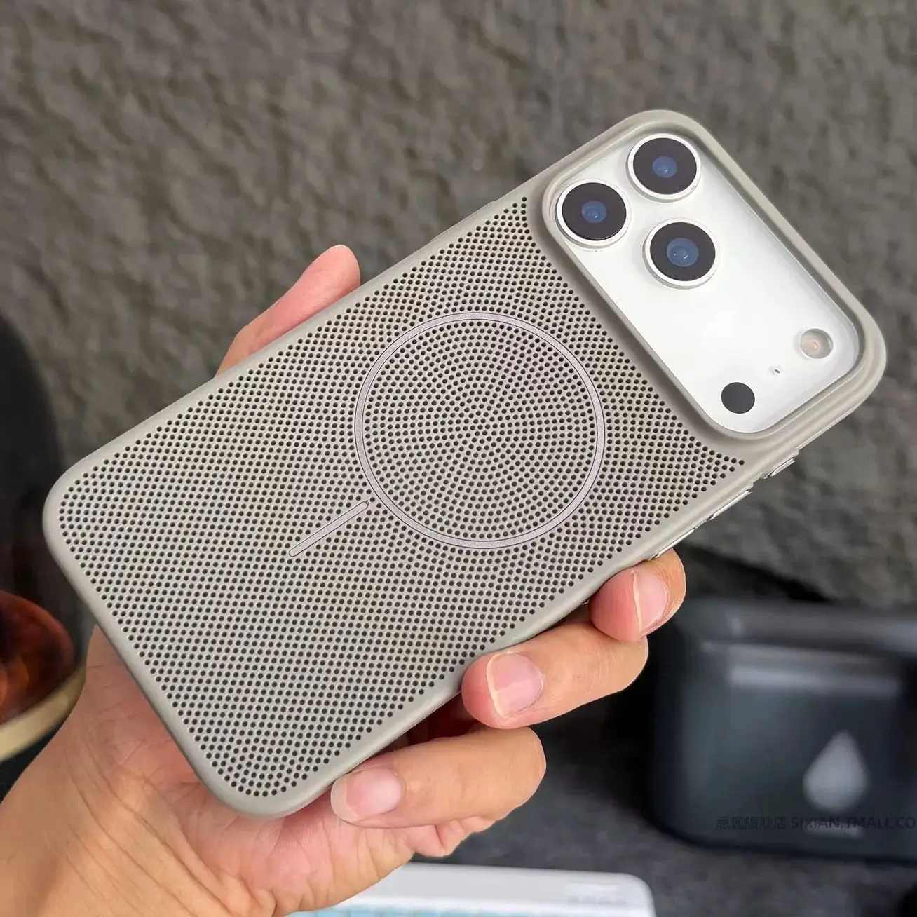 Premium Breathable Cooling Hard Case with Magnetic Charging Cover
