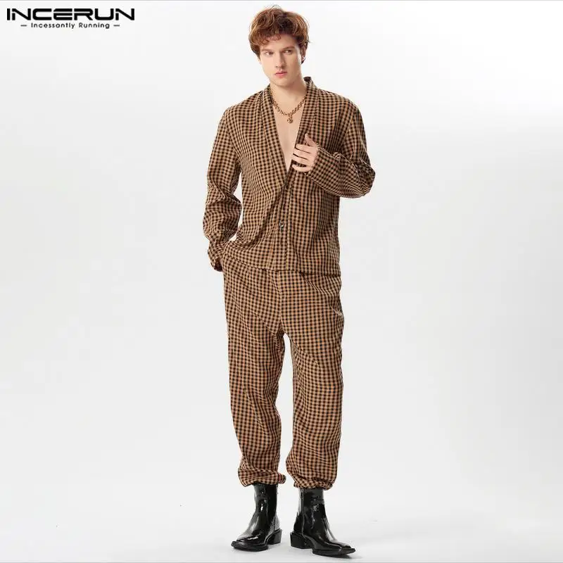 

Мужской Клетчатый комплект INCERUN 2024, рубашка с длинным рукавом и V-образным вырезом и брюки с эластичным поясом, уличная одежда из 2 предметов, свободные Модные мужские повседневные Костюмы