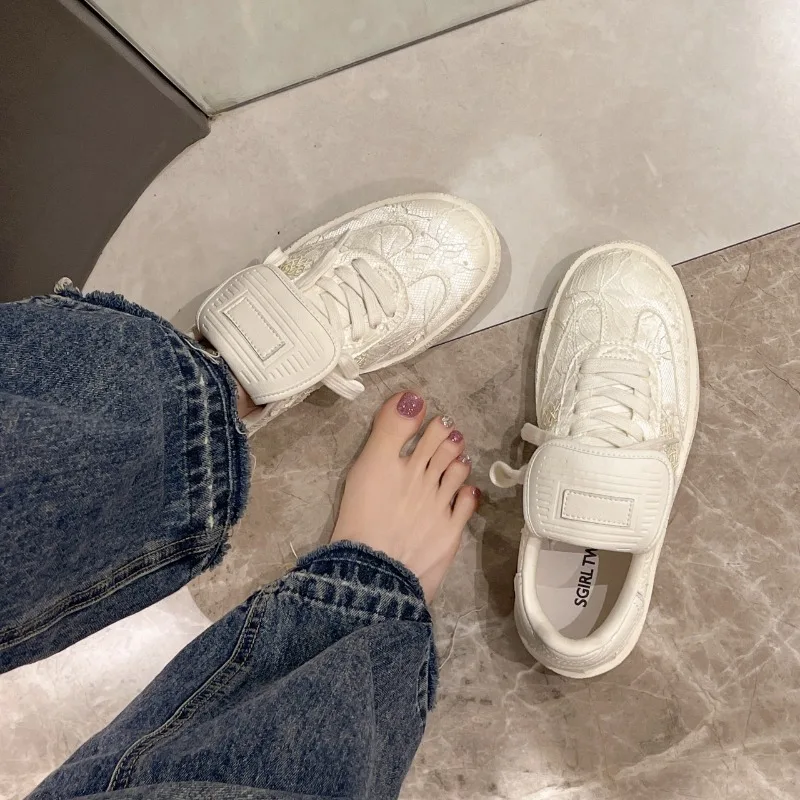 New Woman 2024 Trend Fashion White Leather Women Chunky Sneakers White Shoes Lace Up Tenis Feminino Platform Women Casual Shoes