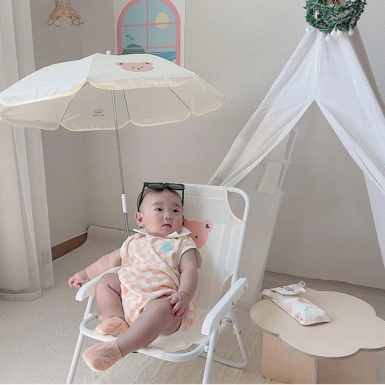 Children's Outdoor Beach Chair With Umbrella Cute Ins Wind Portable Folding Chair Seaside Photo With Parasol Back Chair ﻿