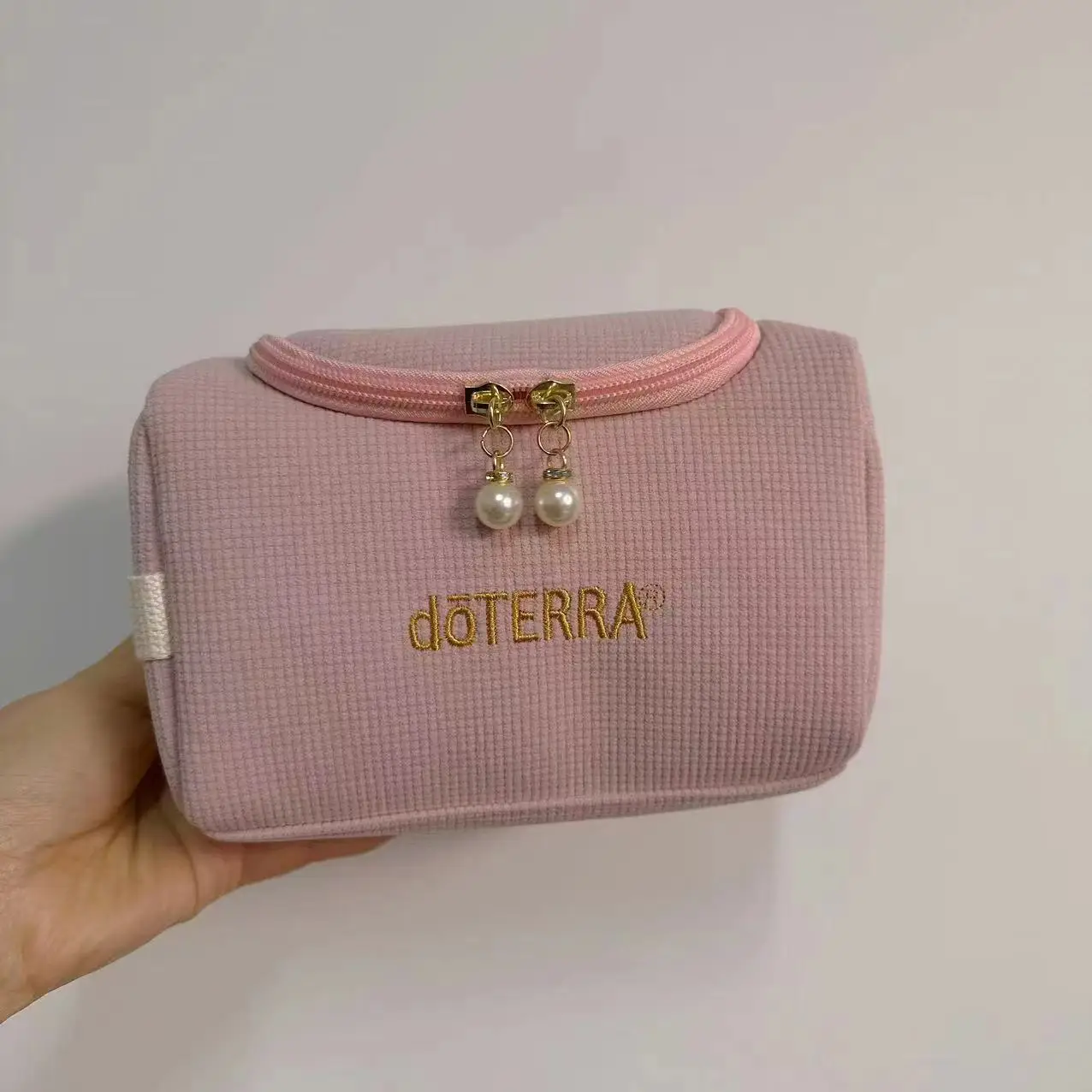 ドテラ　エッセンシャルオイルは56瓶入れるdoterraバッグ15ml収納ケース ドテラ エッセンシャルオイルは56瓶入れるdoterraバッグ15ml収納