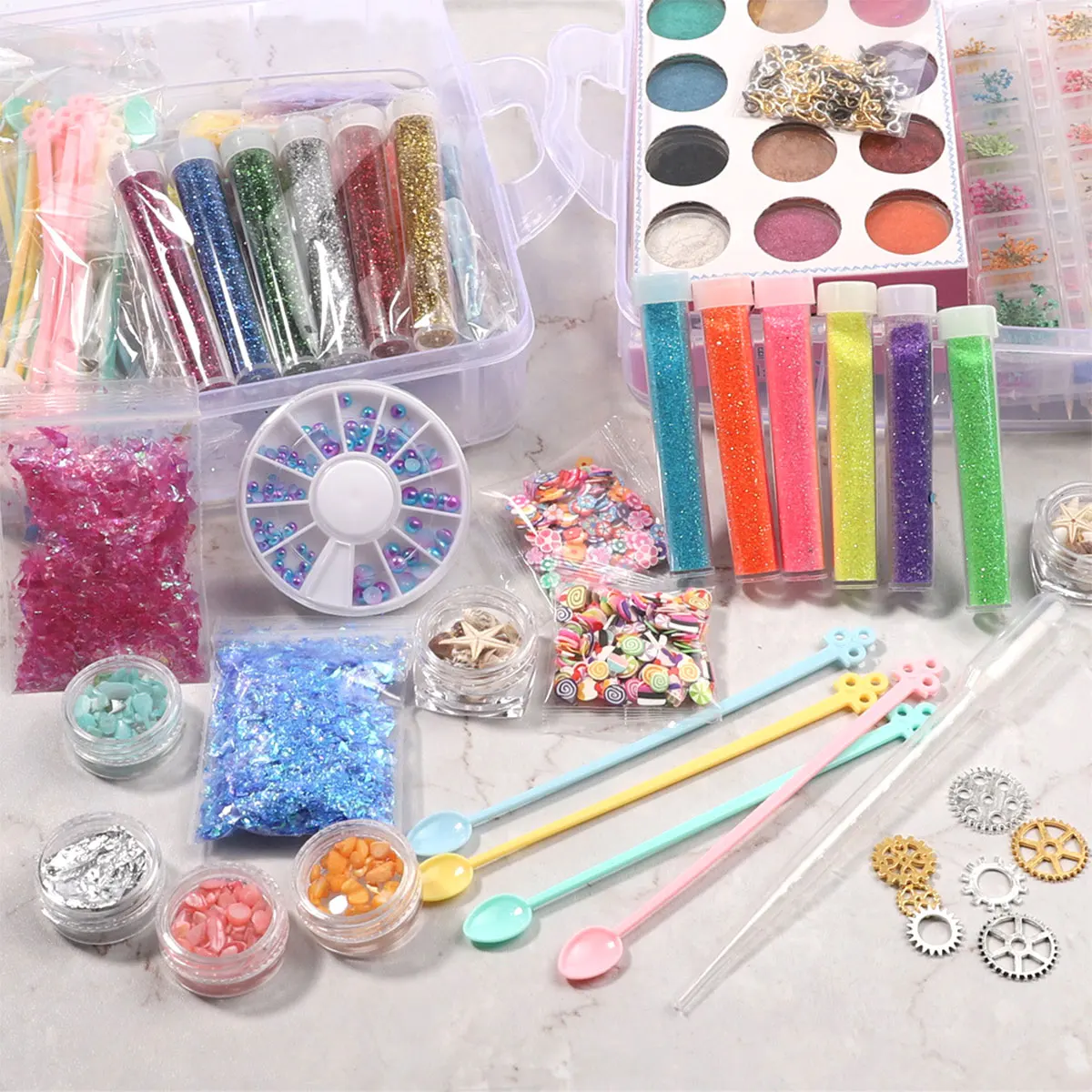 7 Best Resin Craft Starter Kits and Supplies in 2023