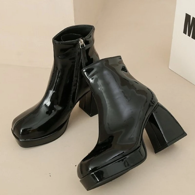 Square toes Thick Heel womens fashion boots Winter Boots platform boots simple and elegant English Style Fashion Casual