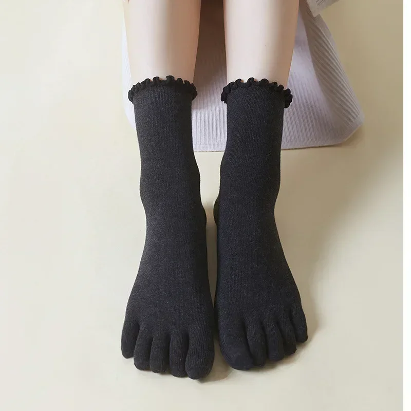 

Cotton Five Finger Socks for Woman Edge Curl Fashions Colorful Loose Harajuku Short Socks with Toes Japanese Split Toe Socks