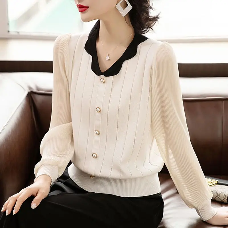 

2023 New Spring and Autumn Women's Yarn Sleeve Top Fashionable and Elegant Ice Silk Knitwear Small Shirt Thin V-neck Top