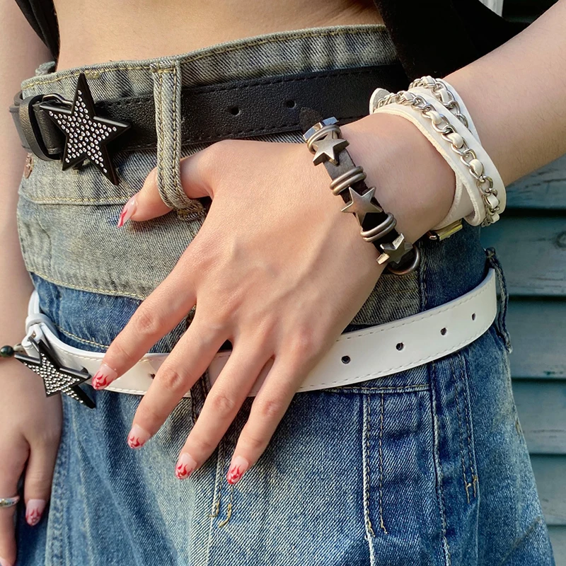 Bracciali in pelle vintage punk con borchie a punta, rivetti e