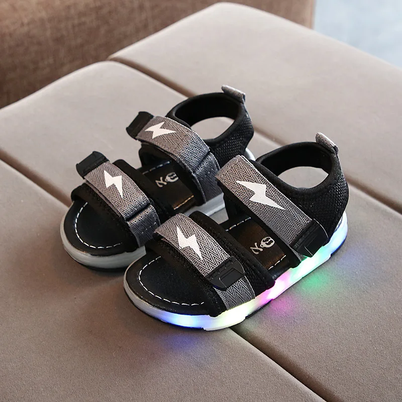 Summer Children Sandal Shoes with Light LED Boys Girls Sneakers 2023 Lighted Sport Shoes Lightning Pattern  Kids Sandals