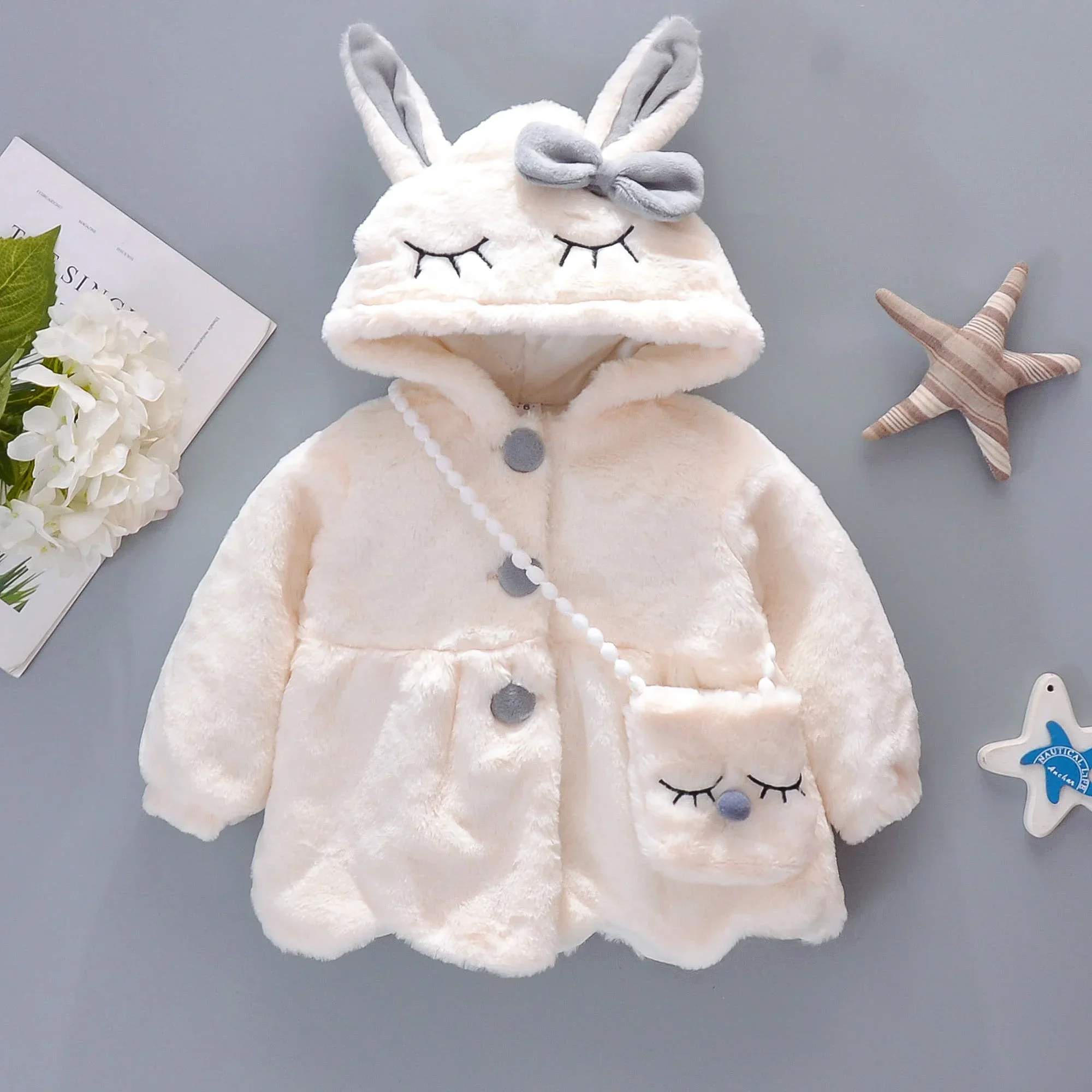 (0-3 Years Old) New Winter Girls' Coat Furry Corduroy Skew Furry Bag Bunny Hooded Cute Button Cape Warm Thick Coat