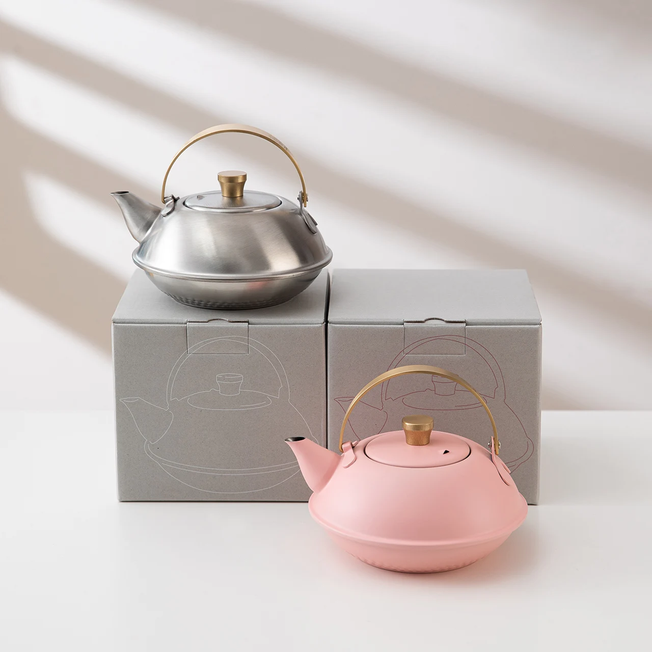 Tea Kettle Pink Stovetop, Whistling Tea Kettles, Stainless Steel Tea Pot  for Stove Tops With Folding and Heat-insulating Handle Large Diameter  Teapot