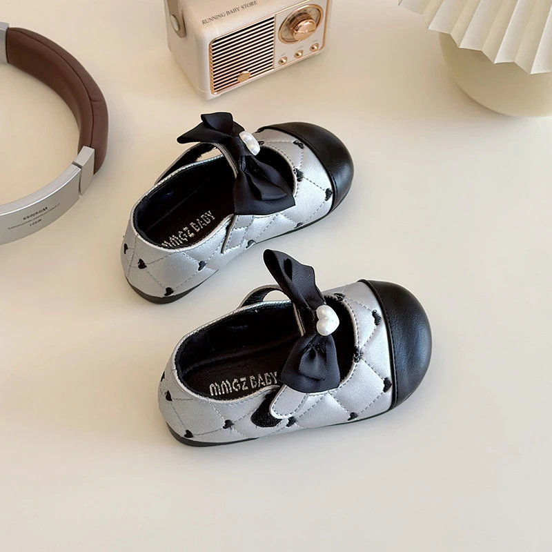 Baby Girl Shoes Nice Lattice Love Breathable First Walkers Soft Bottom Toddlers Garden Shoes Kids Girls PU Leather I01227