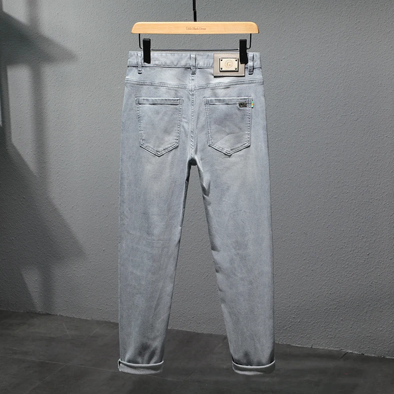 Рисунок 4 - 2024 светильник серые летние джинсы