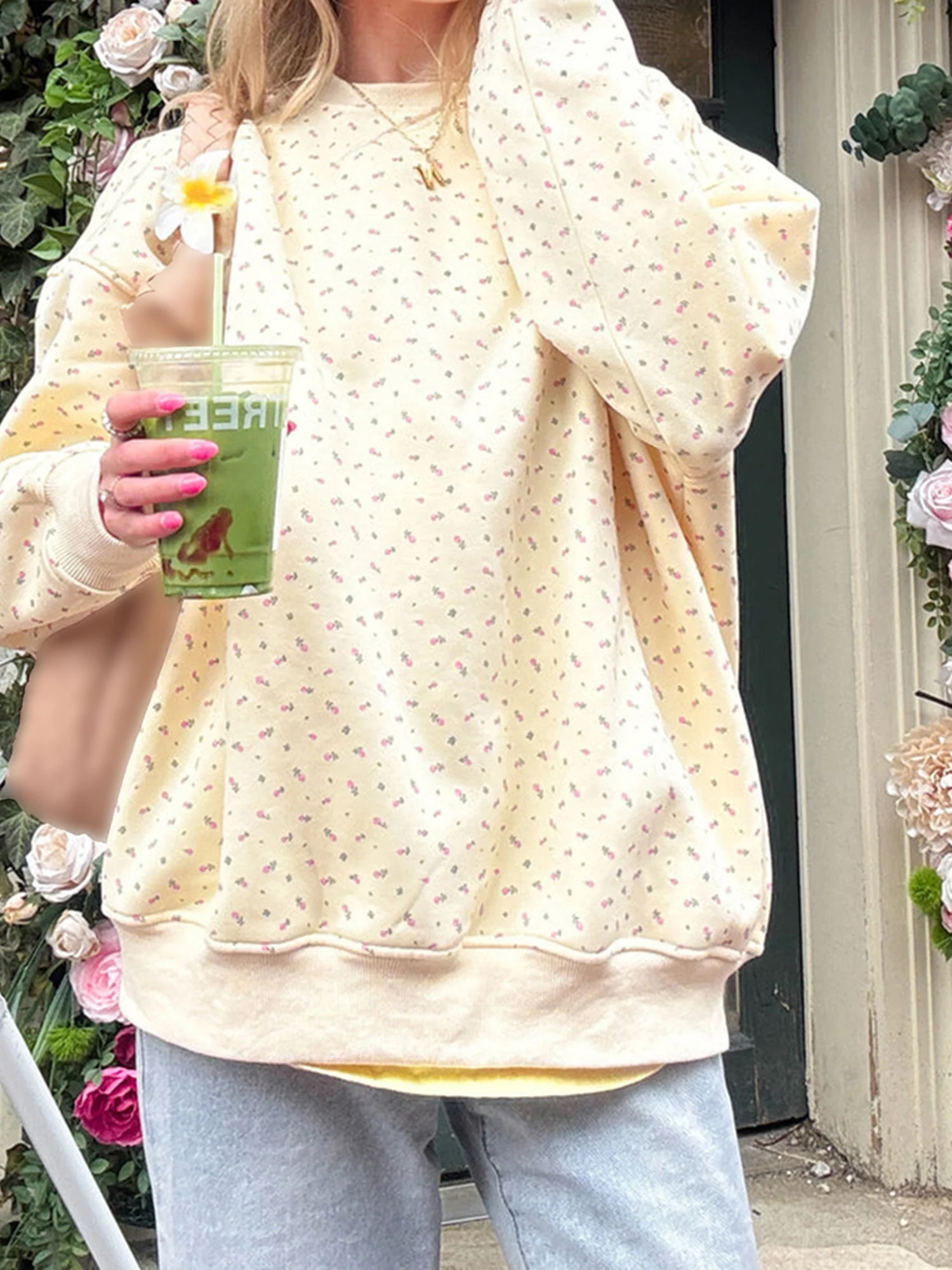 Stylish Women s Floral Print Sweatshirt with Long Sleeves Loose Fit and Casual Streetwear Vibe for Spring and Fall Fashion